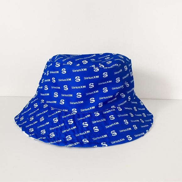 BNWT Reversible Bucket Hat, Sirius XM, Blue and White - Picture 1 of 8